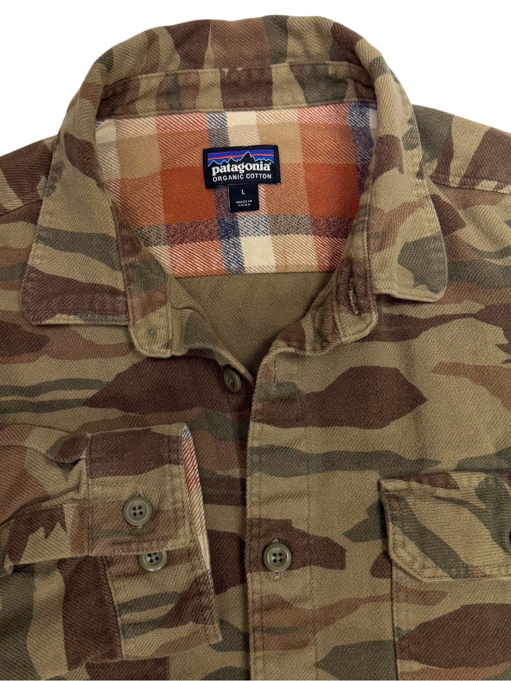 Patagonia Shirt Men Large Green Camo Fjord Loft Flannel Organic Cotton Button Up
